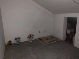 怡园北村 5室3厅2卫 155m&sup2;