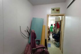 易家桥新村 1室1厅1卫 37m&sup2;