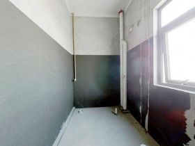 华强城 4室2厅2卫 158m²