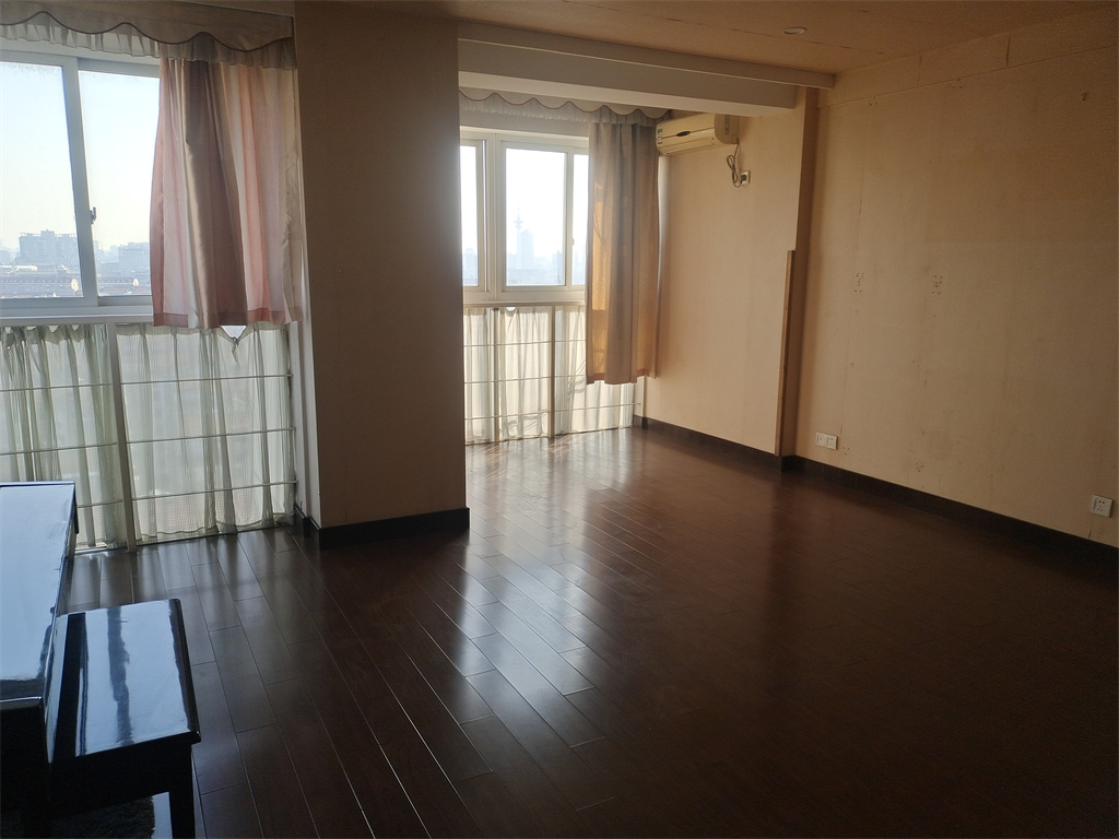 北濠大厦 3室2厅2卫 115m&sup2;