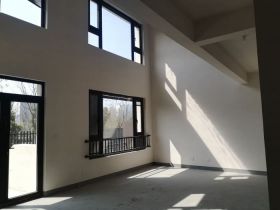 春风南岸东园 5室2厅3卫 138.00m²
