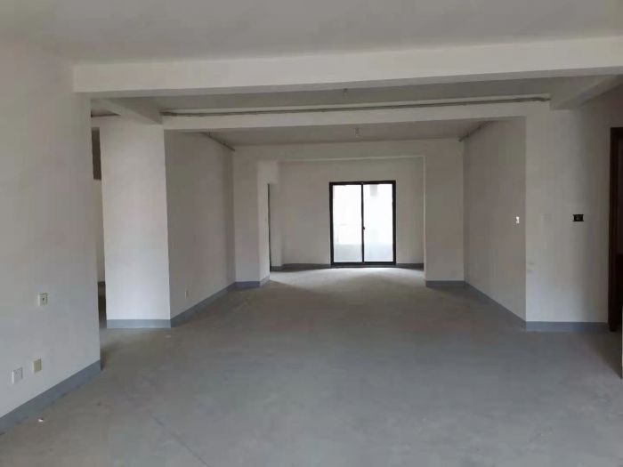 南通橡树湾 5室3厅3卫 252m&sup2;