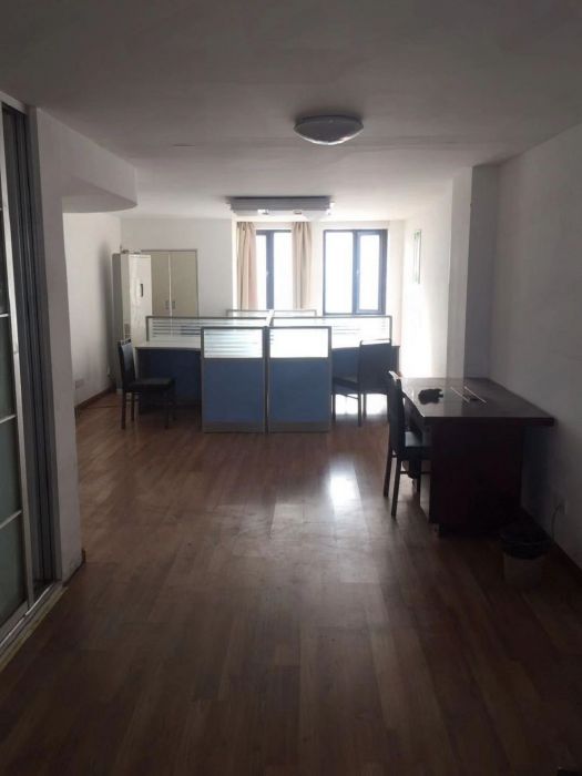 东景国际 2室2厅1卫 70m&sup2;