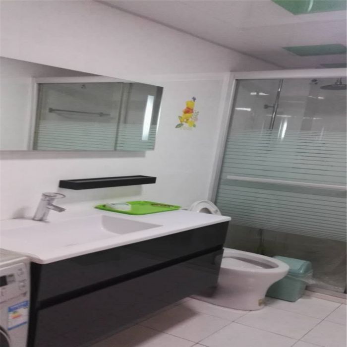 滨河东城 5室3厅1卫 134m&sup2;