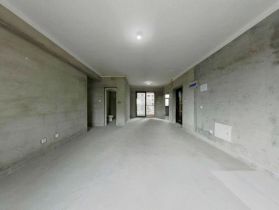 华强城 4室2厅2卫 142m&sup2;