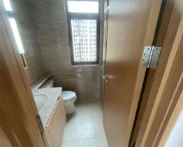绿地新里城 3室2厅1卫 95m&sup2;