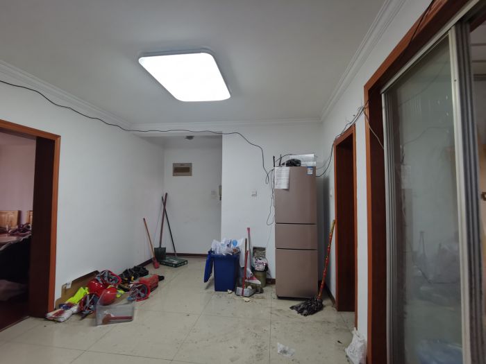 世纪新城 3室2厅1卫 101m&sup2;
