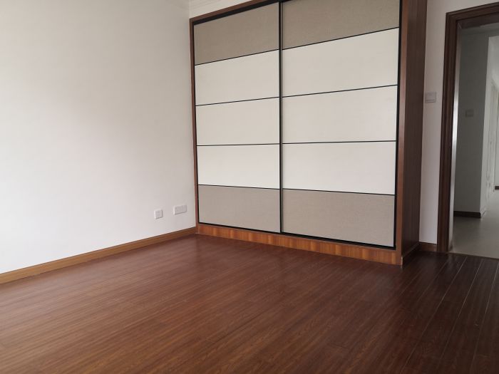 春晖花园 3室2厅1卫 135m&sup2;