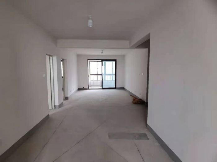 兴石花园 3室2厅1卫 130m&sup2;