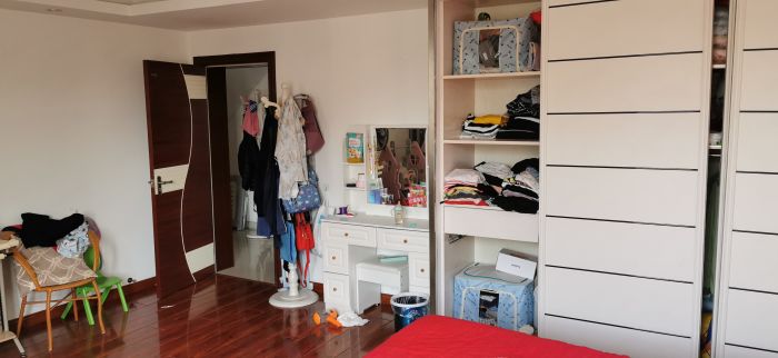 星嘉花园 3室2厅2卫 137.00m&sup2;