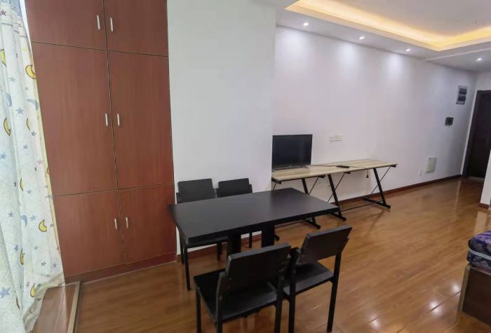 凤凰文化广场 1室1厅1卫 59m&sup2;