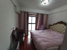 景瑞望府 4室2厅2卫 142m&sup2;