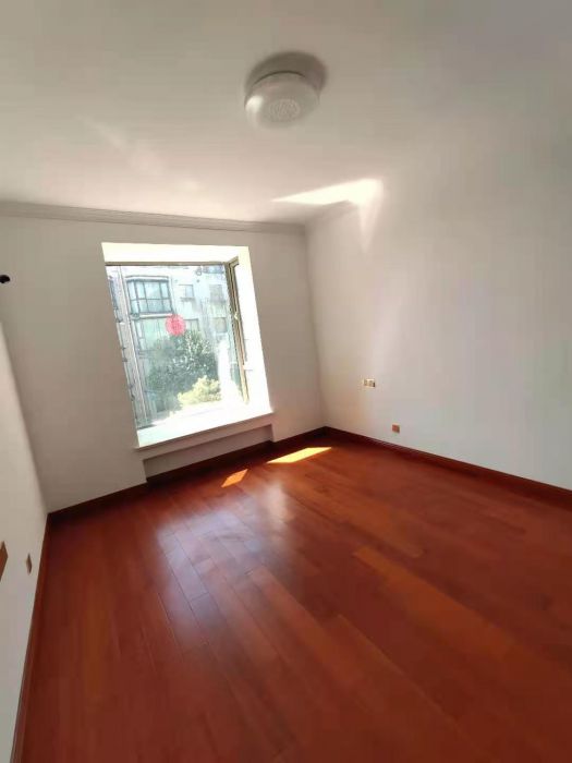 优山美地花园 5室厅卫 208m&sup2;