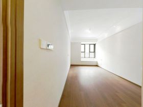 绿城沁园 4室2厅2卫 178m&sup2;