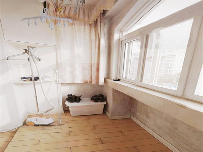 春晖花园 3室1厅1卫 100.54m&sup2;