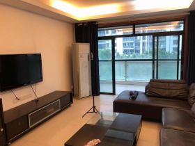 中南世纪城北区 3室2厅1卫 118m²