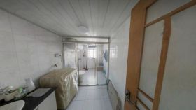 阳光花园 4室2厅2卫 148m&sup2;