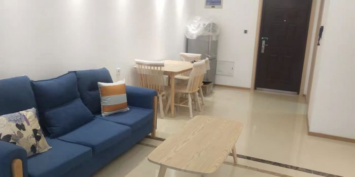云樾东方 3室2厅1卫 95m&sup2;