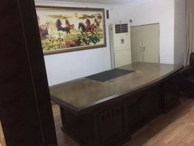东景国际 2室2厅1卫 70m&sup2;