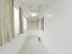 金龙花苑 2室1厅1卫 83m&sup2;