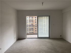 尚海城 3室2厅2卫 150m&sup2;