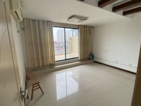星湖花园 5室2厅2卫 280m&sup2;