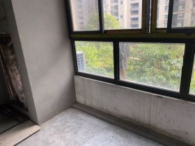 万通城 2室1厅1卫 102m&sup2;