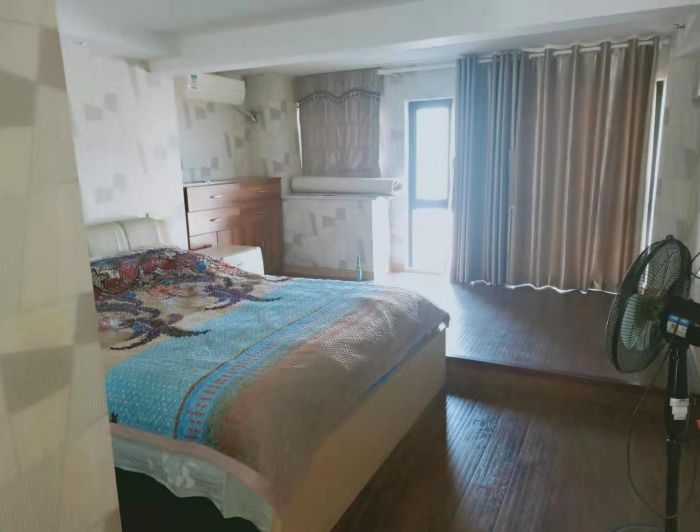 东景国际 2室2厅1卫 133.00m&sup2;