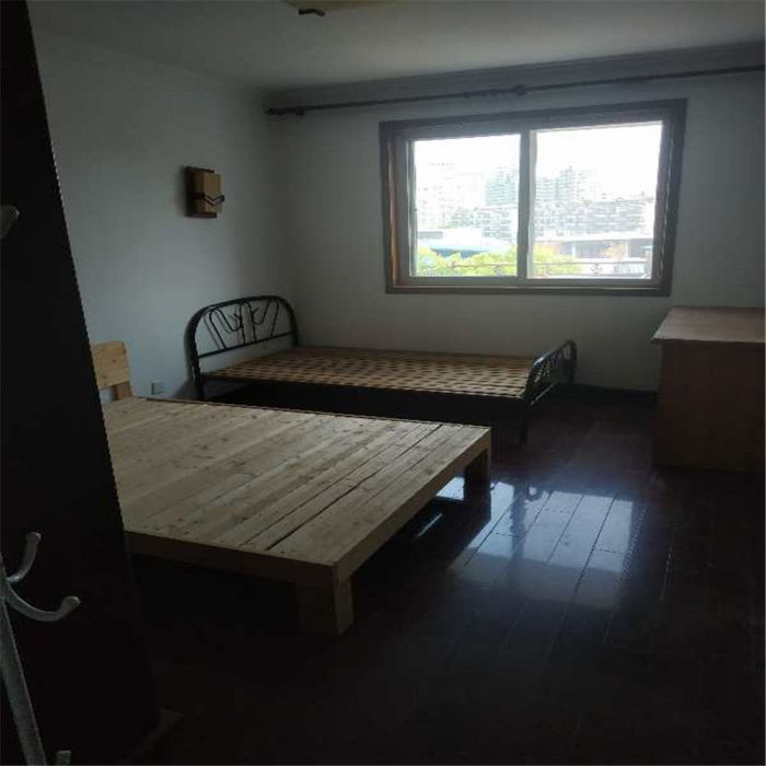 五一新村 3室2厅1卫 108m&sup2;