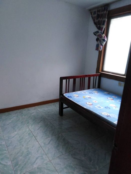 华威园 2室1厅1卫 65m&sup2;