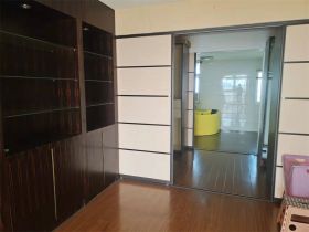 北濠大厦 3室2厅2卫 115m&sup2;