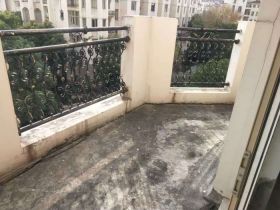 军山花园 4室2厅4卫 255.00m&sup2;
