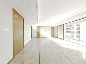 绿城沁园 4室2厅2卫 178m&sup2;