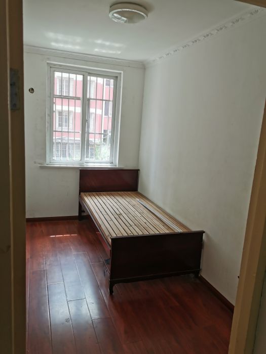 宝隆花园 2室1厅1卫 66m&sup2;