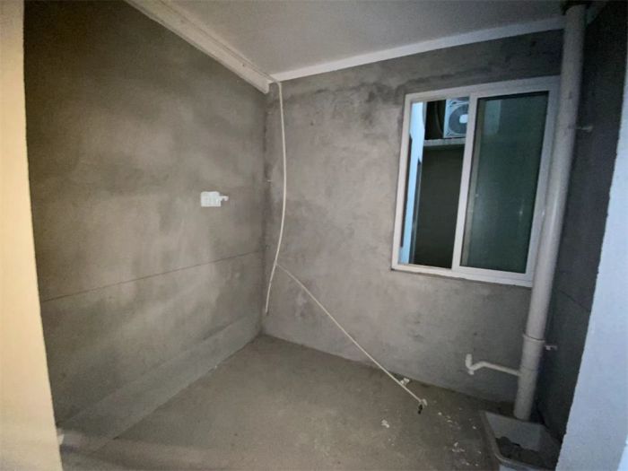 绿地新都会 3室2厅1卫 112m&sup2;