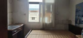 新桥新村 2室1厅1卫 56m&sup2;