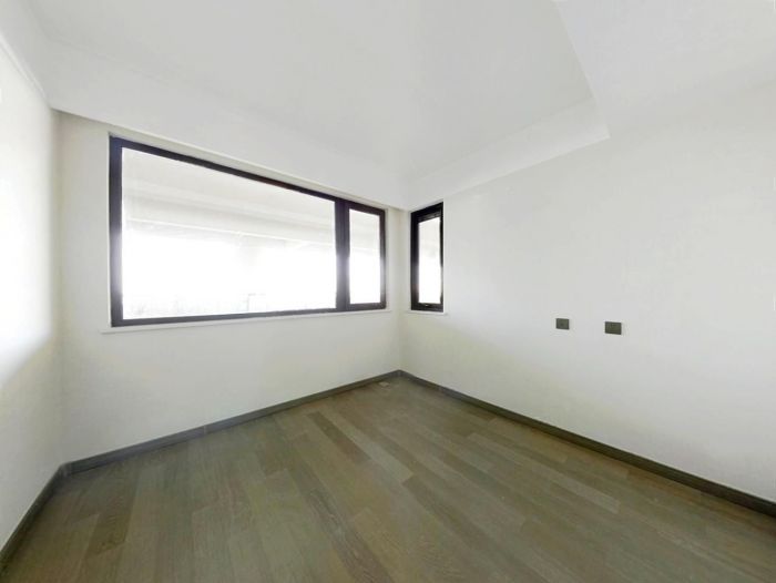 万科有湖（翡翠心湖） 3室2厅2卫 126m&sup2;