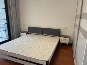 红星嘉苑 2室1厅1卫 86m&sup2;
