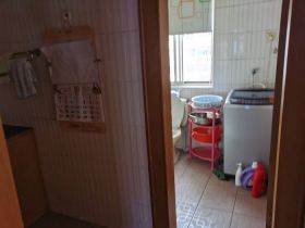 炜建花苑 2室2厅1卫 87m&sup2;