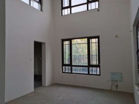 九间堂山居 4室2厅2卫 246.59m&sup2;