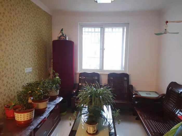 越江新村 4室2厅2卫 144.6m&sup2;