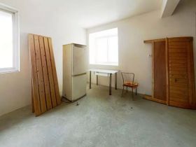 幸福锦园 2室1厅1卫 88m&sup2;