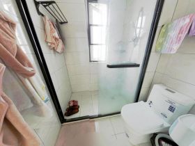 中海碧林湾 4室2厅2卫 126.00m&sup2;