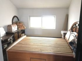 龙王桥新村 3室2厅2卫 186m&sup2;