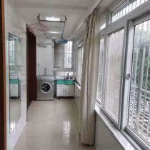 春晖花园 3室2厅1卫 136m&sup2;