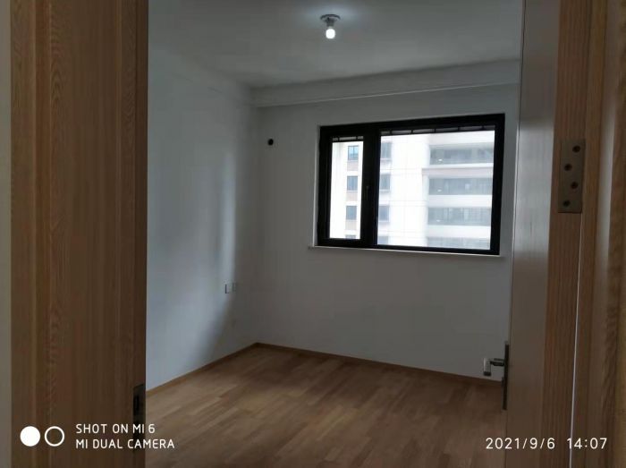 云樾东方 3室2厅1卫 95m&sup2;