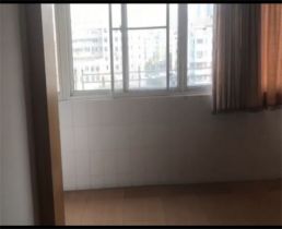 方大花苑 3室2厅2卫 130m&sup2;