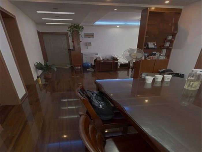 天馨花苑 3室2厅1卫 120m&sup2;