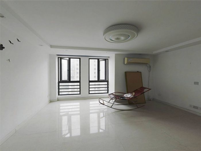 东景国际 2室1厅1卫 62m&sup2;