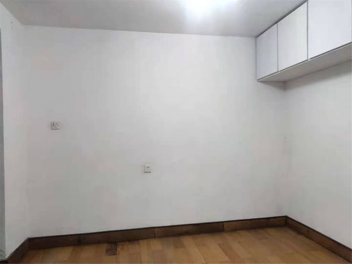 易家桥新村 2室1厅1卫 64m&sup2;